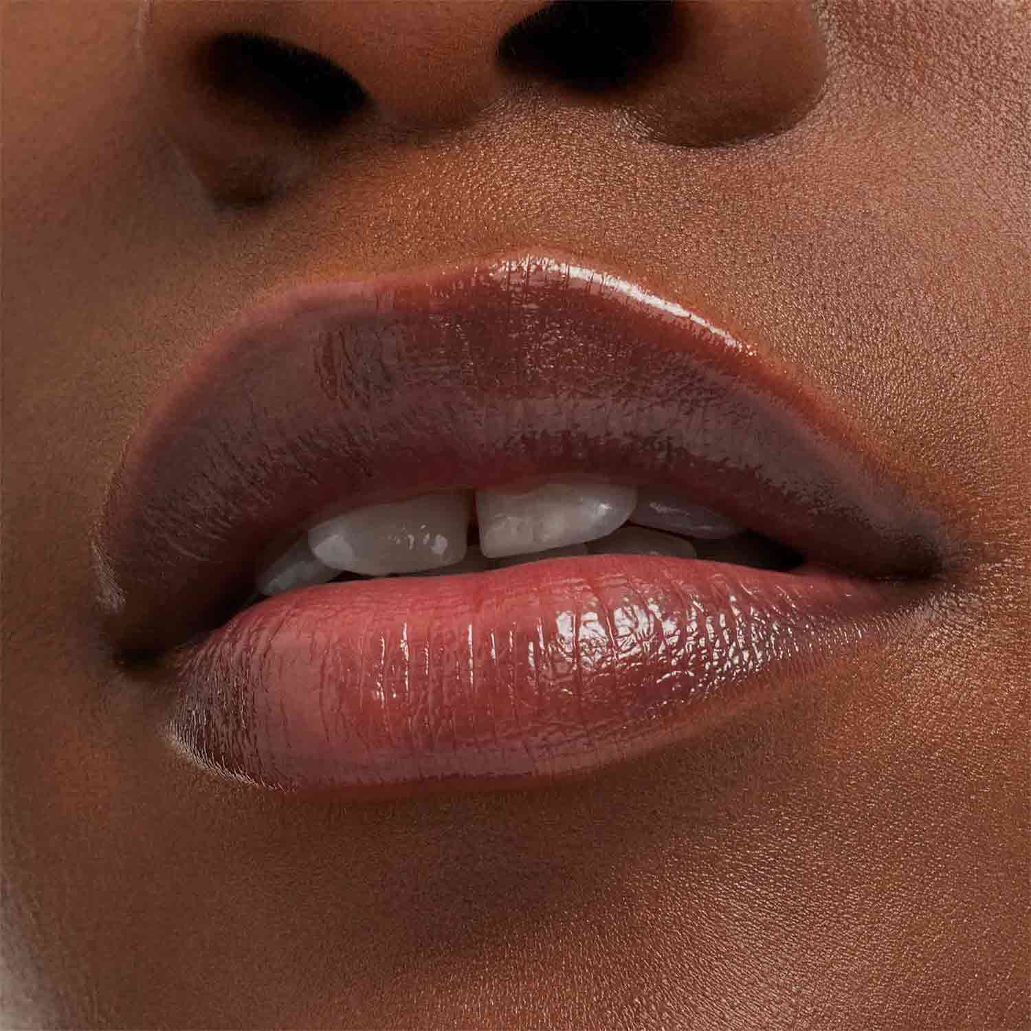 GLOW PLAY TENDERTALK LIP BALM (BÁLSAMO LABIAL)
